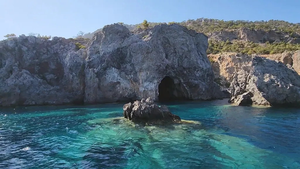 Vronti-cave-2
